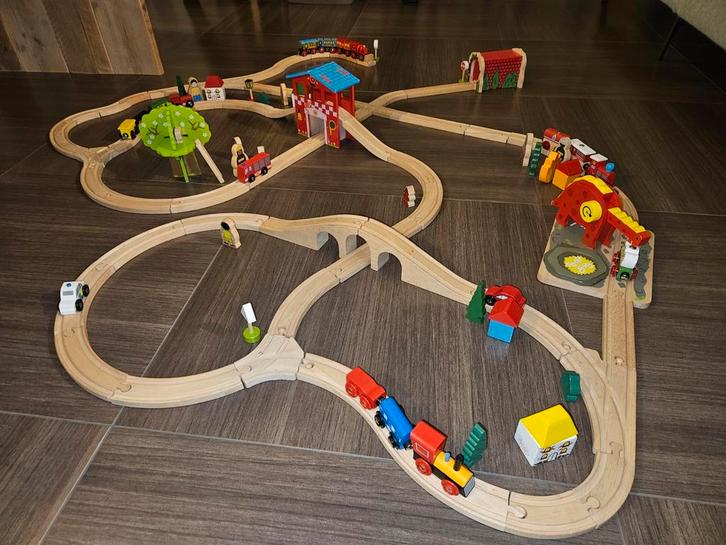 Bigjigs topmerk houten treinen, set met veel extra's!, Kinderen en Baby's, Speelgoed | Thomas de Trein, Zo goed als nieuw, Ophalen