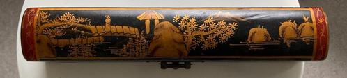 mooie oude Chinese lakdoos in goede staat, Antiek en Kunst, Curiosa en Brocante, Ophalen