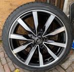 NIEUWE 18” Toyota Corolla velgen TPMS 225/40R18 winterbanden, Auto-onderdelen, Banden en Velgen, 18 inch, Velg(en), Nieuw, 225 mm