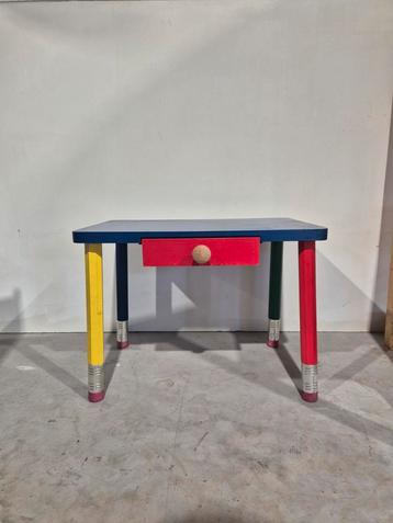 Pierre sala vintage jaren 80 potlood tafel beschikbaar voor biedingen