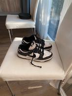 Nike dunk low , panda, Ophalen of Verzenden, Zo goed als nieuw, Sneakers of Gympen