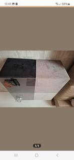 Mooie design tafel met plexiglas erbij, Ophalen, 50 tot 100 cm, Vierkant, 50 tot 100 cm