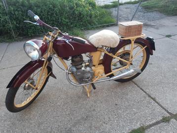 RUILEN.....OF TE KOOP 1.500 EURO......MOTOR BECANE  beschikbaar voor biedingen
