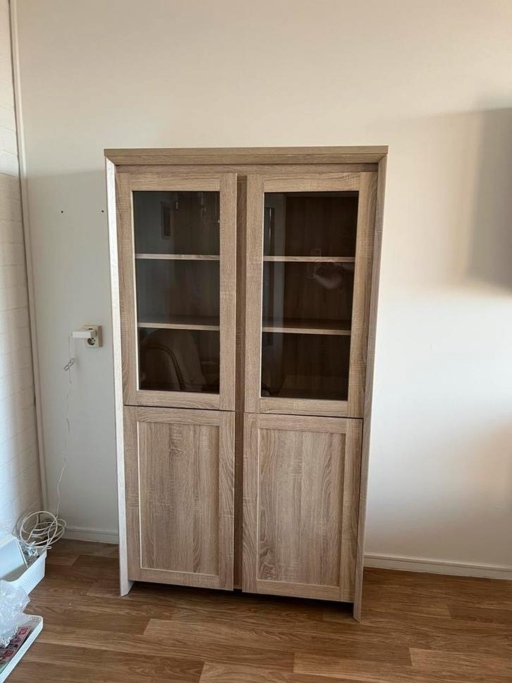 HASLUND vitrinekast 100 cm x 180 cm licht eiken kleur, Huis en Inrichting, Kasten | Vitrinekasten, Zo goed als nieuw, 150 tot 200 cm