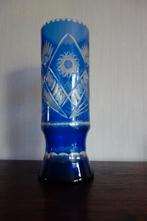Vaas glas blauw ingeslepen, Huis en Inrichting, Woonaccessoires | Vazen, Blauw, Ophalen of Verzenden, Minder dan 50 cm, Glas
