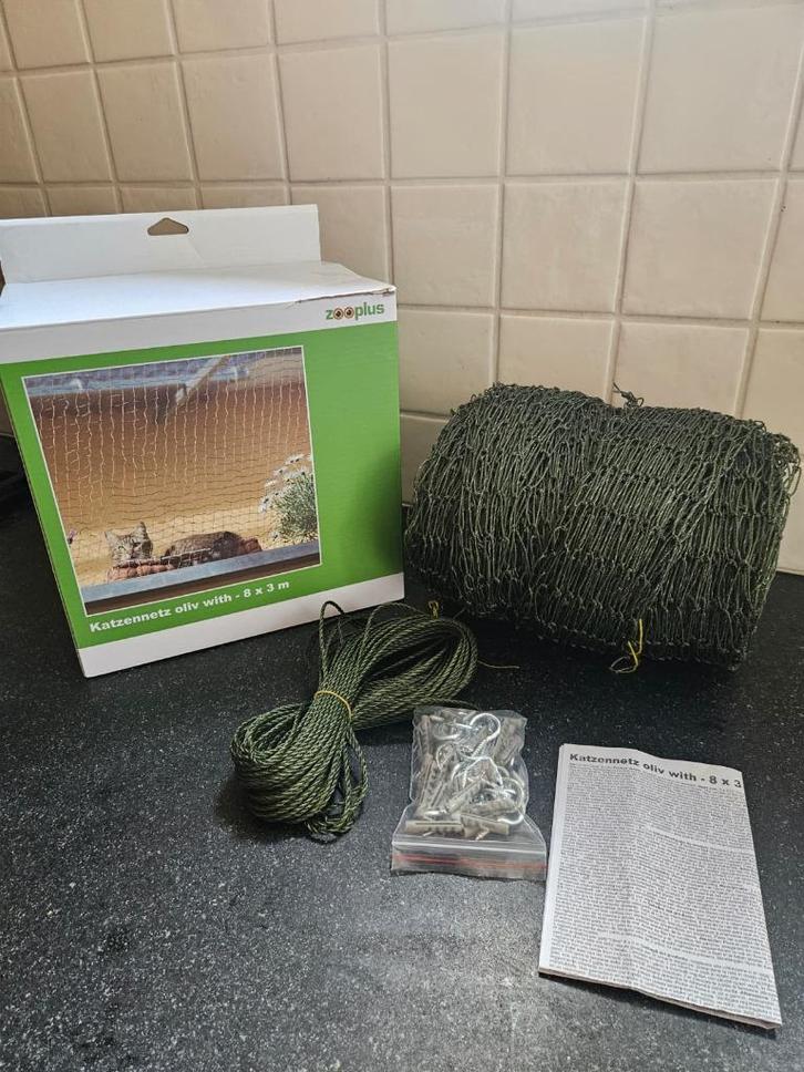 Nieuw Kattennet - Olijfgroen - 8m x 3m, Dieren en Toebehoren, Katten-accessoires, Nieuw, Ophalen