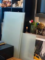 Gratis Mat glas voor deur pax kast IKEA, Huis en Inrichting, Kasten | Kledingkasten, Ophalen, 50 tot 100 cm, Minder dan 25 cm