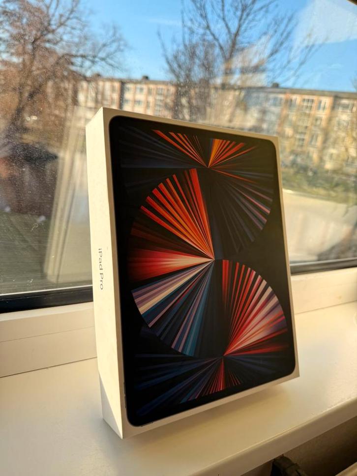 Ipad pro 12" Zilver grijs, Computers en Software, Apple iPads, Zo goed als nieuw, Apple iPad, 12 inch, Ophalen