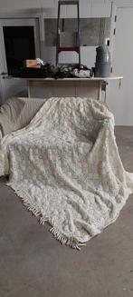 Prachtig gehaakt kleed sprei plaid met noppensteek, Ophalen of Verzenden, Zo goed als nieuw