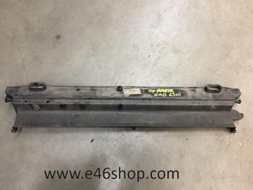 Afdekplaat radiateur bovenop BMW E60 E61 3.0 diesel oe 77874 beschikbaar voor biedingen