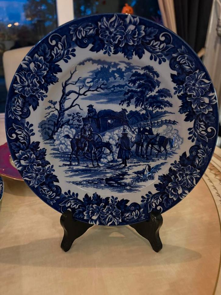 Dickens serie porseleinen bord antiek england, Antiek en Kunst, Antiek | Wandborden en Tegels, Ophalen of Verzenden