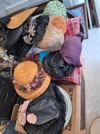 Antieke 16 Dames Hoeden 2 Heren Hoge Hoeden Met Hoeden Doos, Ophalen, Gedragen, One size fits all, Hoed