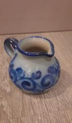 Mooie Keulse blauwe schenkkan, Antiek en Kunst, Ophalen of Verzenden