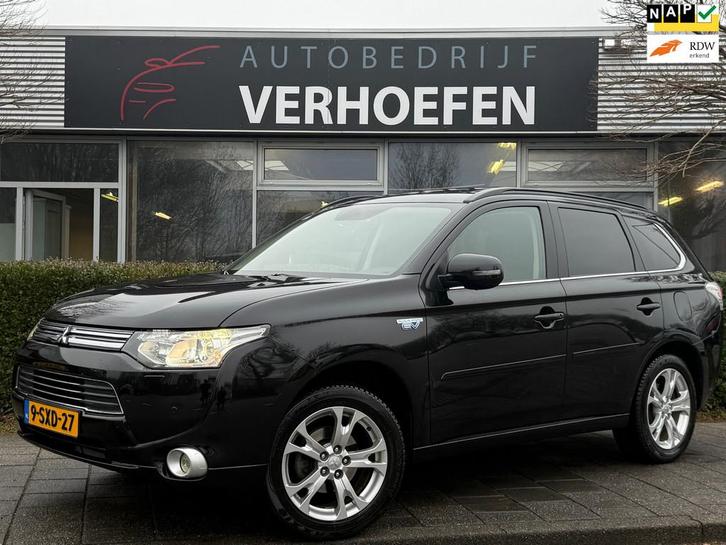 Mitsubishi Outlander 2.0 PHEV Instyle+ - PANORAMADAK - CLIMA, Auto's, Mitsubishi, Bedrijf, Te koop, Outlander, 4x4, ABS, Achteruitrijcamera