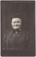 CDV Vrouw Jurk Hoed - Foto Gideon M. Brugman Dordrecht, Verzamelen, Foto's en Prenten, Gebruikt, Foto, Ophalen of Verzenden, Voor 1940