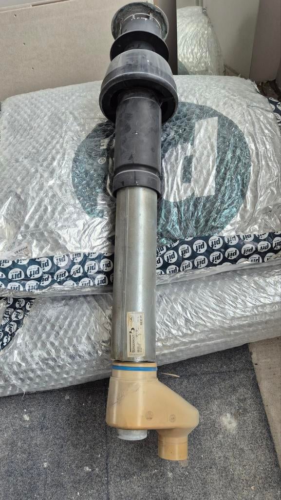 Dakdoorvoer 80/80  en Flamco Flexcon 18/0.5 Expansievat, Minder dan 20 liter, Ophalen, Geiser, Minder dan 3 jaar oud