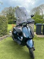 Vespa Sprint 2021 E5 Dark San Marino Blue, Fietsen en Brommers, Scooters | Vespa, Ophalen, Gebruikt, Maximaal 45 km/u, Vespa S