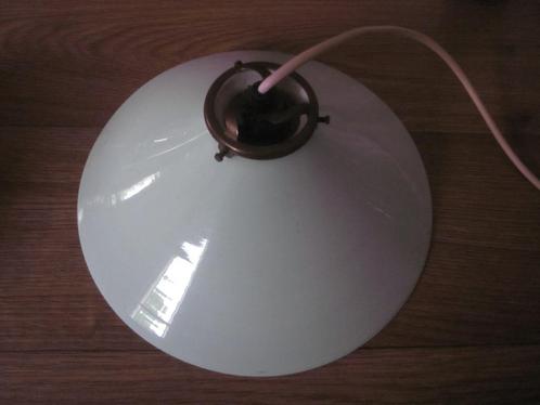 Antieke glazen hanglamp met koperen ophangsysteem., Huis en Inrichting, Lampen | Hanglampen, Glas, Ophalen of Verzenden
