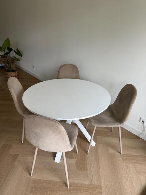 Eettafelset IKEA MARIEDAMM 105cm wit + 4 stoelen beige, Huis en Inrichting, Tafels | Eettafels, Zo goed als nieuw, 100 tot 150 cm