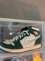Nike Air Jordan 1 High George Green - Maat 46, Kleding | Heren, Schoenen, Ophalen of Verzenden, Gedragen, Overige kleuren, Sneakers of Gympen