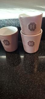 Douwe Egberts mokken, Huis en Inrichting, Keuken | Servies, Ophalen of Verzenden, Overige stijlen, Kop(pen) en/of Schotel(s)