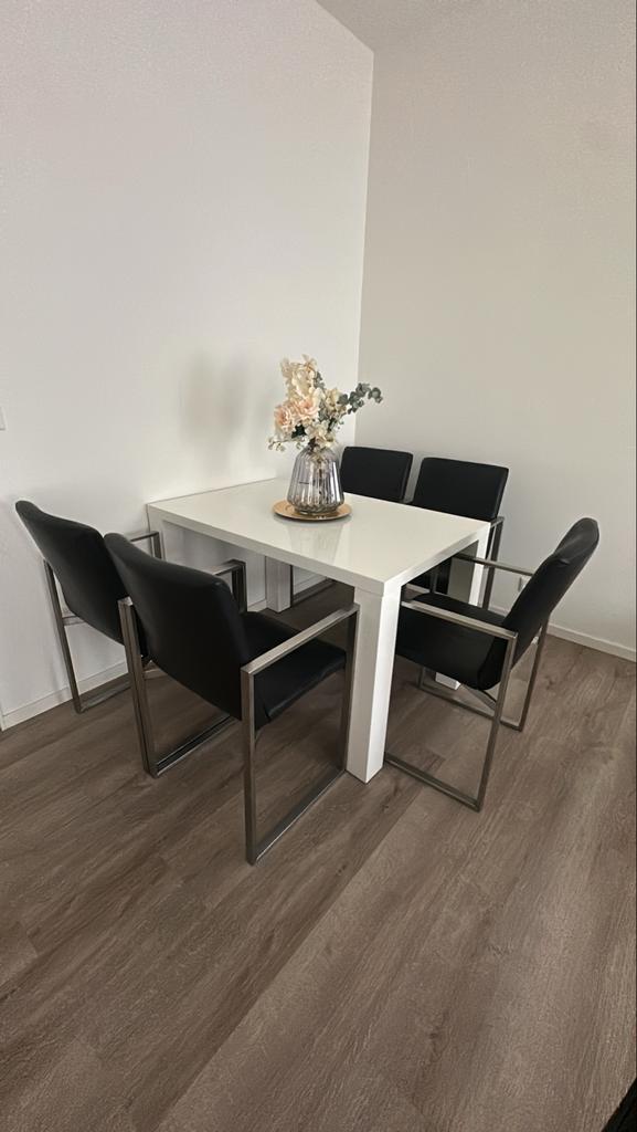 Eetkamerstoelen (4x) PU leer, ijzer frame, Huis en Inrichting, Stoelen, Gebruikt, Vier, Leer, Zwart, Ophalen