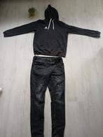 Adidas trui met zwarte spijkerbroek, Ophalen of Verzenden, Zo goed als nieuw, Zwart
