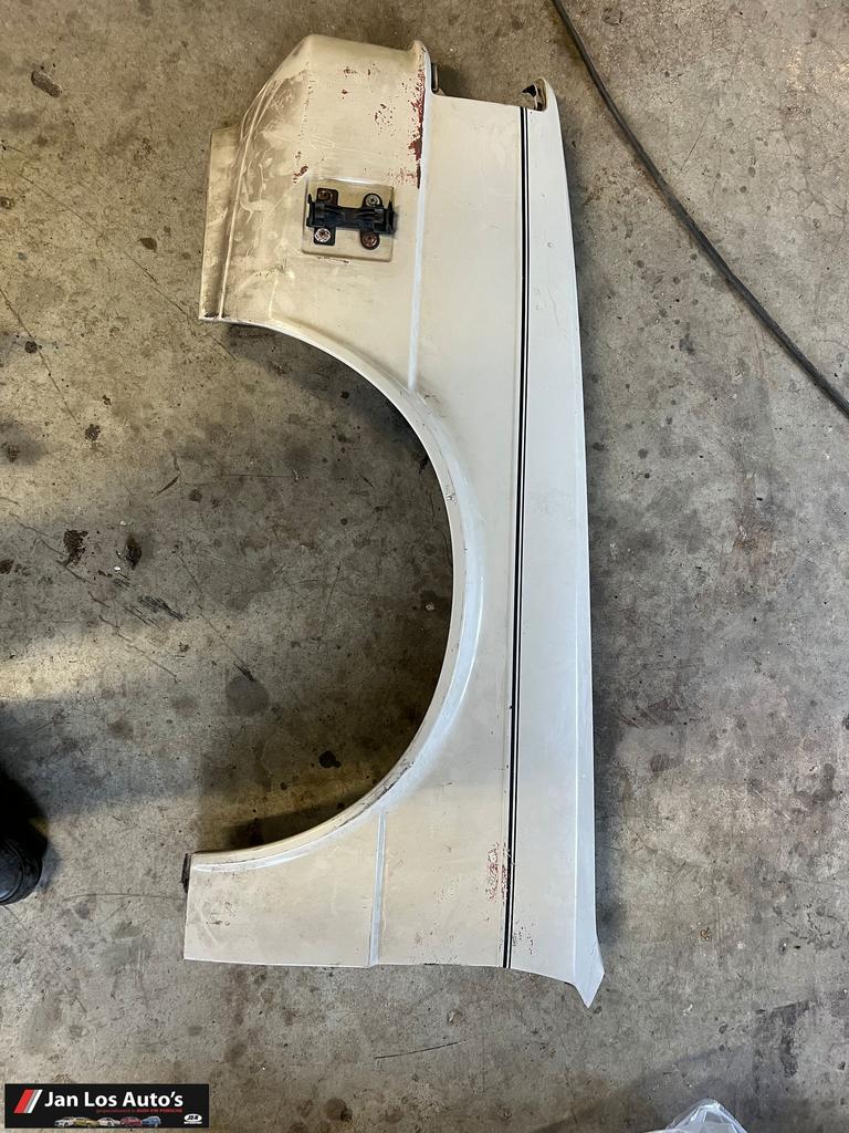 Audi 80 B2 vfl typ 81  voorscherm spatbord spatscherm links, Auto-onderdelen, Carrosserie en Plaatwerk, Ophalen, Gebruikt, -, Links