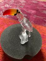 Toekan met doos Swarovski, Verzamelen, Swarovski, Ophalen of Verzenden, Zo goed als nieuw, Figuurtje