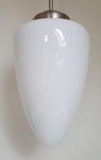 Grote Art deco hanglamp menhir 1 of 2 stuks., Gebruikt, Ophalen of Verzenden, 75 cm of meer, Glas
