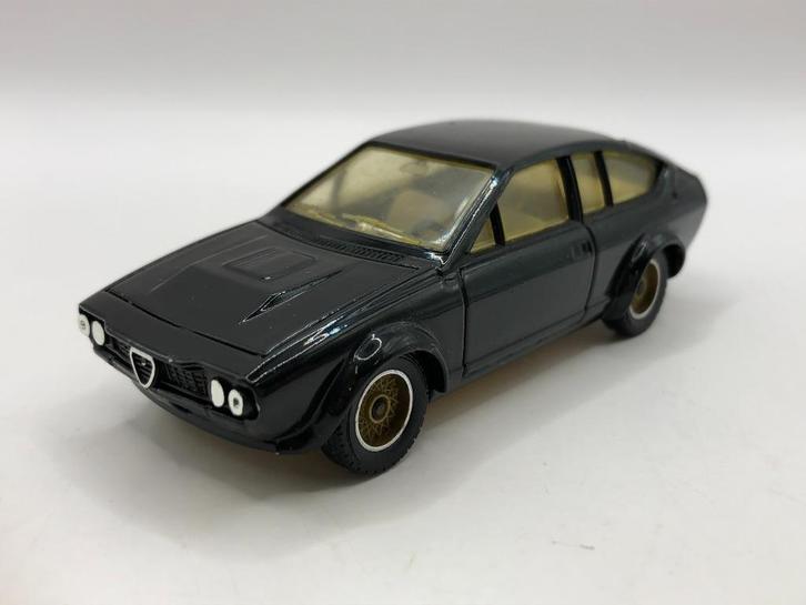 Solido 1354 Alfa Romeo Alfetta GTV zwart -GOED- M26, Hobby en Vrije tijd, Modelauto's | 1:43, Gebruikt, Auto, Solido, Ophalen of Verzenden