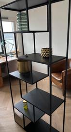 Twee metalen vakkenkasten, Huis en Inrichting, Kasten | Wandmeubels, Ophalen of Verzenden, Zo goed als nieuw, Minder dan 150 cm