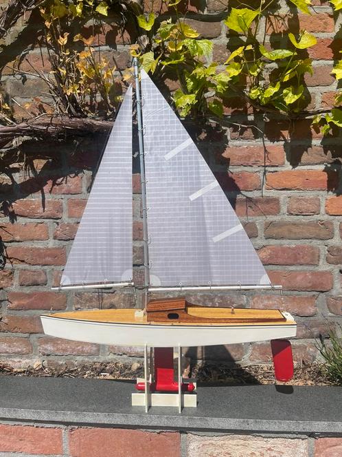 Zeilboot RC, Hobby en Vrije tijd, Modelbouw | Boten en Schepen, Zo goed als nieuw, Overige merken, Ophalen of Verzenden