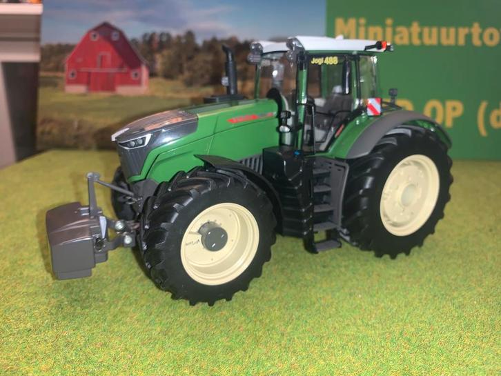 Fendt 1050 “Blunk”, Hobby en Vrije tijd, Modelauto's | 1:32, Nieuw, Tractor of Landbouw, Overige merken, Ophalen of Verzenden