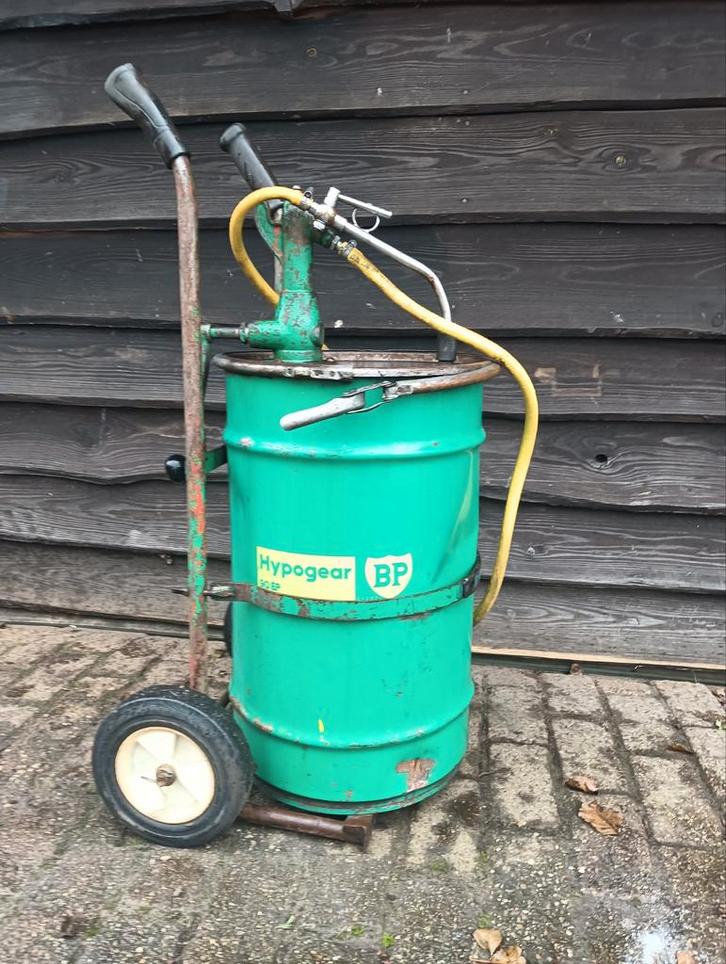 Vintage BP Hypogear Oliepomp op Kar mancave, Doe-het-zelf en Verbouw, Gereedschap | Handgereedschap, Gebruikt, Ophalen