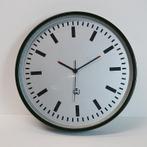 Vintage Nederlandse PTT wandklok op quartz uurwerk ., Huis en Inrichting, Ophalen of Verzenden, Zo goed als nieuw, Wandklok