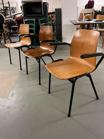 Houten vergaderstoelen - Set van 3 beschikbaar voor biedingen