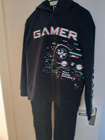 jongen broek en trui met game erop maat 158/164 beschikbaar voor biedingen