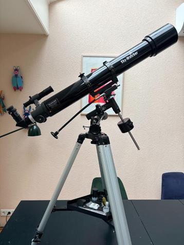 Sky-Watcher Evostar-90 (EQ-2) Refractor Telescoop beschikbaar voor biedingen