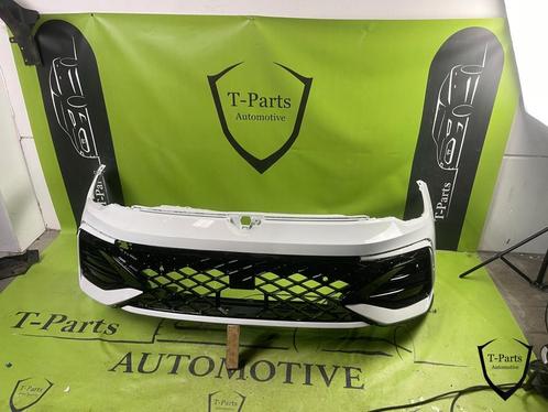 VW volkswagen golf 8 R line Facelift voorbumper 23+ bumper, Auto-onderdelen, Carrosserie en Plaatwerk, Bumper, Volkswagen, Gebruikt