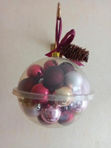 mooie diverse kerstballen in verschillende uitvoeringen kado beschikbaar voor biedingen