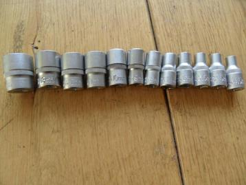 doppen 1/4 4 4,5 5 5,5 6 7 8 9 10 11 12 13 14 beschikbaar voor biedingen