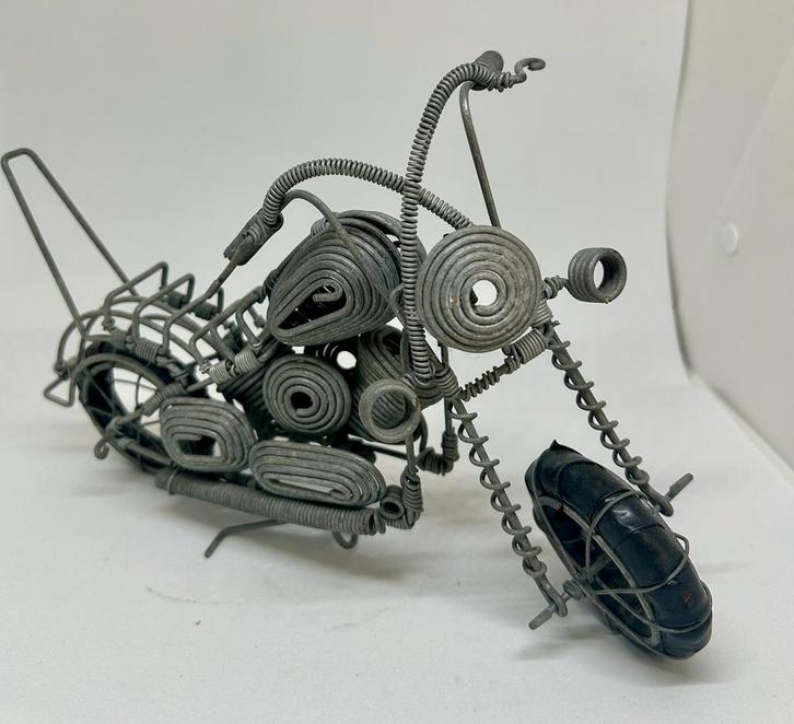 Motor van draad - model, Verzamelen, Beelden en Beeldjes, Zo goed als nieuw, Overige typen, Ophalen of Verzenden