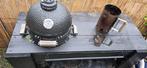 BBQ met zelfgemaakt onderstel., Ophalen, Zo goed als nieuw