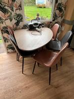 Eettafel met 5 stoelen - Zeer nette staat, Ophalen of Verzenden, Zo goed als nieuw, 4 tot 6 stoelen
