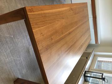 Eettafel van Hülsta beschikbaar voor biedingen