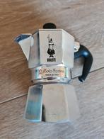 Bialetti Moka Express percolator 2-kops, Witgoed en Apparatuur, Koffiezetapparaten, Espresso apparaat, Nieuw, Gemalen koffie, Ophalen of Verzenden