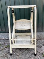 Brocante oud metalen keukentrapje, Ophalen of Verzenden