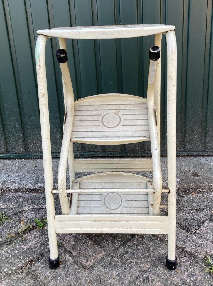 Brocante oud metalen keukentrapje, Antiek en Kunst, Curiosa en Brocante, Ophalen of Verzenden