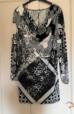 M&S top/tuniek met waterval hals zwart-grijs mt. L, Kleding | Dames, Tops, Zwart, Maat 42/44 (L), Ophalen of Verzenden, Zo goed als nieuw